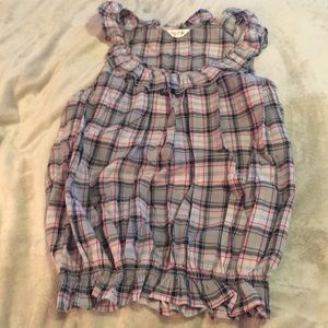 Sleeveless print top